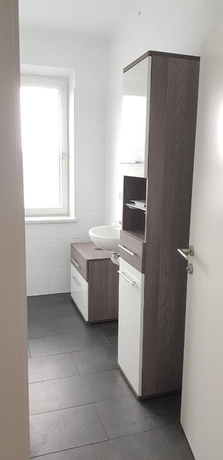 Top Appartement Fuer Business-Wohnen-Urlaub Wiener Neustadt Eksteriør billede